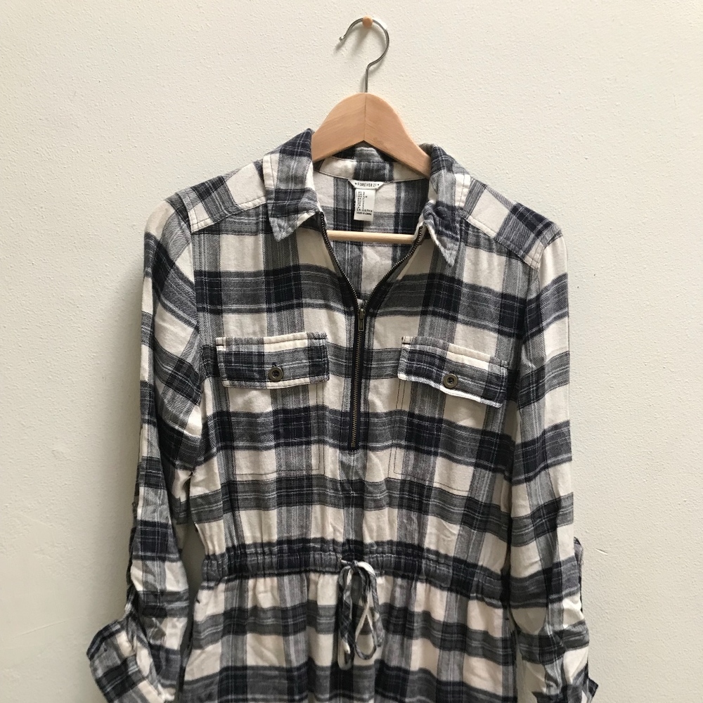 FOREVER 21 Faded Blue Plaid Dress